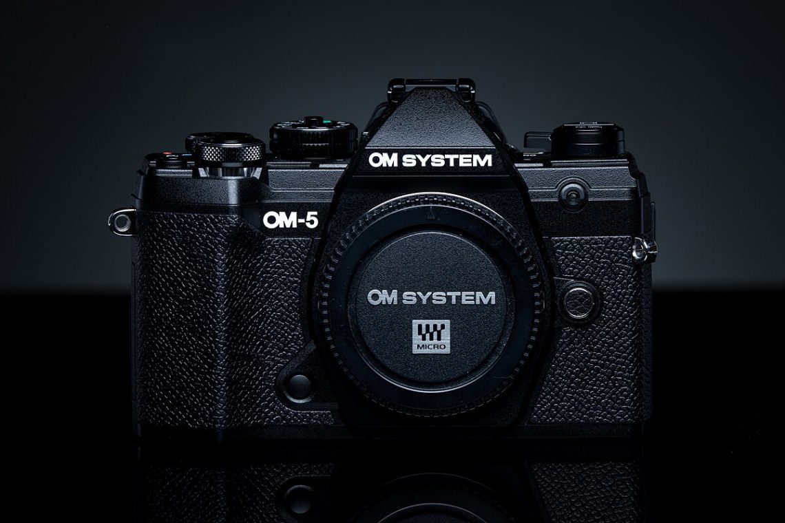OM System OM-5